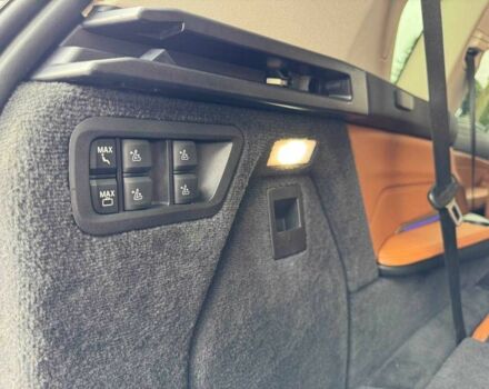 Черный БМВ X7, объемом двигателя 3 л и пробегом 120 тыс. км за 55000 $, фото 9 на Automoto.ua