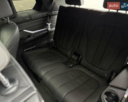 Черный БМВ X7, объемом двигателя 3 л и пробегом 115 тыс. км за 58000 $, фото 40 на Automoto.ua