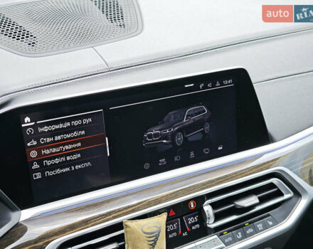 Чорний БМВ X7, об'ємом двигуна 3 л та пробігом 192 тис. км за 54700 $, фото 23 на Automoto.ua