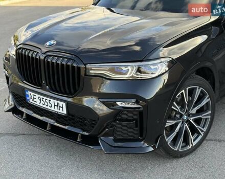 Черный БМВ X7, объемом двигателя 3 л и пробегом 59 тыс. км за 74900 $, фото 2 на Automoto.ua