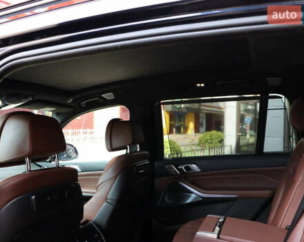 Черный БМВ X7, объемом двигателя 3 л и пробегом 115 тыс. км за 77900 $, фото 40 на Automoto.ua