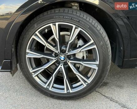 Черный БМВ X7, объемом двигателя 3 л и пробегом 59 тыс. км за 74900 $, фото 3 на Automoto.ua