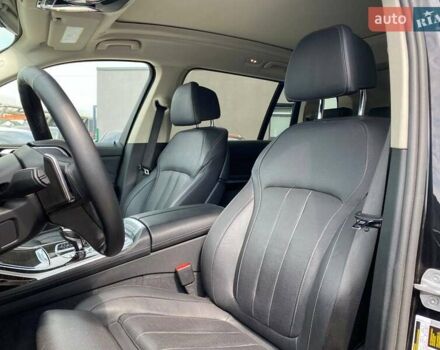 Черный БМВ X7, объемом двигателя 3 л и пробегом 37 тыс. км за 57900 $, фото 22 на Automoto.ua