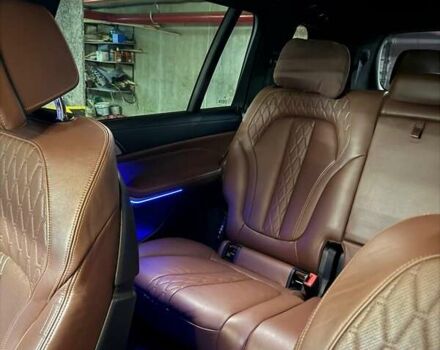 Чорний БМВ X7, об'ємом двигуна 3 л та пробігом 112 тис. км за 83000 $, фото 43 на Automoto.ua