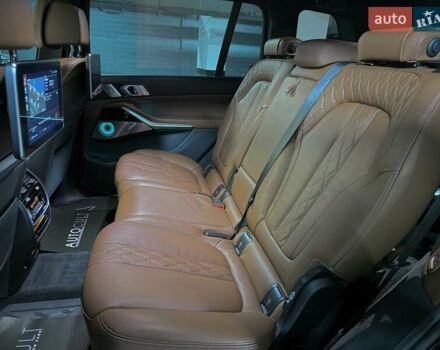 Чорний БМВ X7, об'ємом двигуна 2.99 л та пробігом 115 тис. км за 73000 $, фото 32 на Automoto.ua