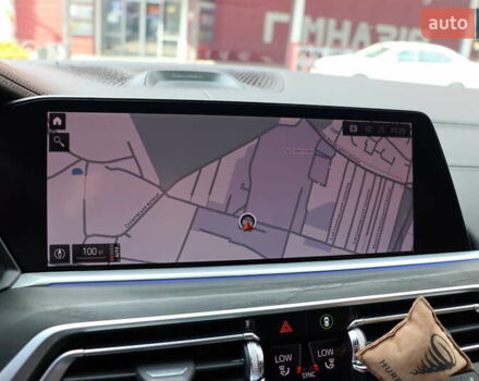 Черный БМВ X7, объемом двигателя 3 л и пробегом 115 тыс. км за 77900 $, фото 28 на Automoto.ua