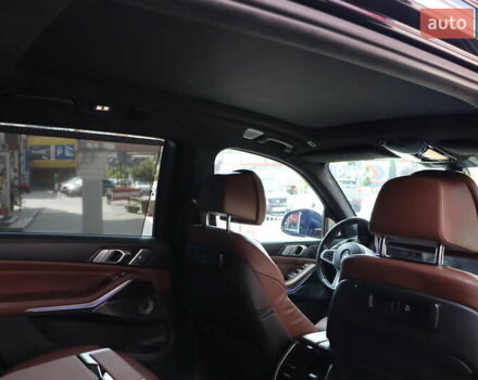 Черный БМВ X7, объемом двигателя 3 л и пробегом 115 тыс. км за 77900 $, фото 51 на Automoto.ua