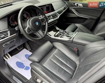 Черный БМВ X7, объемом двигателя 4.39 л и пробегом 38 тыс. км за 65000 $, фото 28 на Automoto.ua