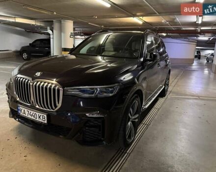 Черный БМВ X7, объемом двигателя 4.39 л и пробегом 93 тыс. км за 85000 $, фото 1 на Automoto.ua