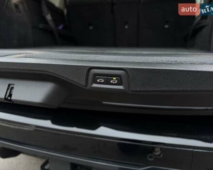 Черный БМВ X7, объемом двигателя 3 л и пробегом 38 тыс. км за 67000 $, фото 39 на Automoto.ua