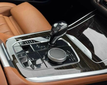 Черный БМВ X7, объемом двигателя 3 л и пробегом 120 тыс. км за 55000 $, фото 22 на Automoto.ua