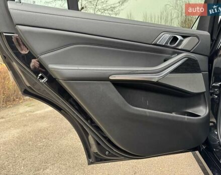 Черный БМВ X7, объемом двигателя 4.39 л и пробегом 38 тыс. км за 65000 $, фото 33 на Automoto.ua