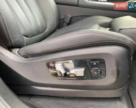 Черный БМВ X7, объемом двигателя 3 л и пробегом 37 тыс. км за 57900 $, фото 35 на Automoto.ua