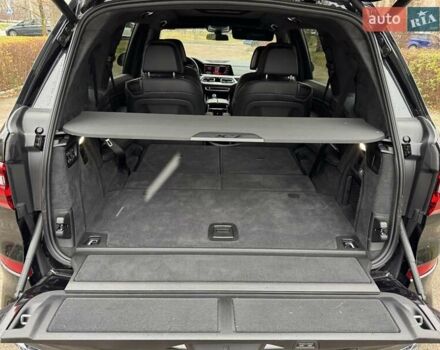 Черный БМВ X7, объемом двигателя 4.39 л и пробегом 38 тыс. км за 65000 $, фото 35 на Automoto.ua