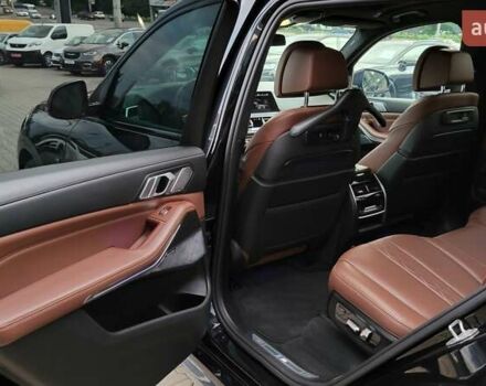 Черный БМВ X7, объемом двигателя 2.99 л и пробегом 108 тыс. км за 72000 $, фото 25 на Automoto.ua