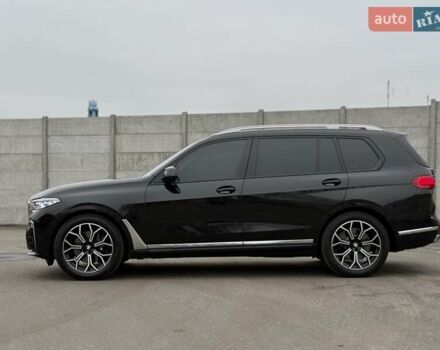 Черный БМВ X7, объемом двигателя 3 л и пробегом 38 тыс. км за 67000 $, фото 3 на Automoto.ua
