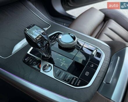 Черный БМВ X7, объемом двигателя 3 л и пробегом 59 тыс. км за 74900 $, фото 30 на Automoto.ua