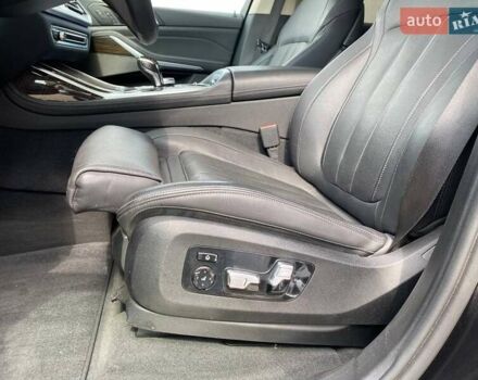 Черный БМВ X7, объемом двигателя 3 л и пробегом 37 тыс. км за 57900 $, фото 23 на Automoto.ua