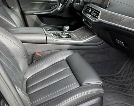 Черный БМВ X7, объемом двигателя 3 л и пробегом 187 тыс. км за 53000 $, фото 6 на Automoto.ua