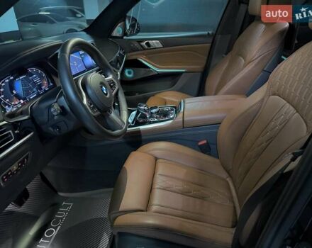 Черный БМВ X7, объемом двигателя 2.99 л и пробегом 115 тыс. км за 73000 $, фото 26 на Automoto.ua