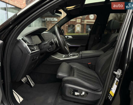 Черный БМВ X7, объемом двигателя 3 л и пробегом 115 тыс. км за 58000 $, фото 37 на Automoto.ua