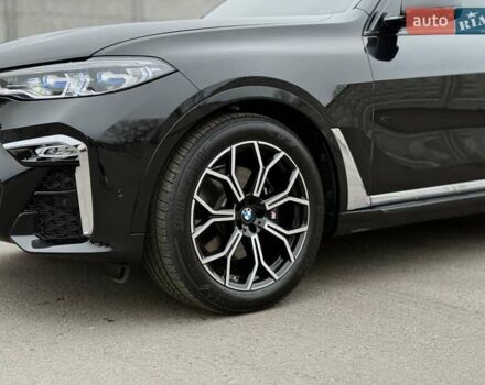 Черный БМВ X7, объемом двигателя 3 л и пробегом 38 тыс. км за 67000 $, фото 11 на Automoto.ua