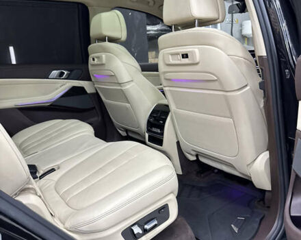 Чорний БМВ X7, об'ємом двигуна 3 л та пробігом 148 тис. км за 53900 $, фото 11 на Automoto.ua