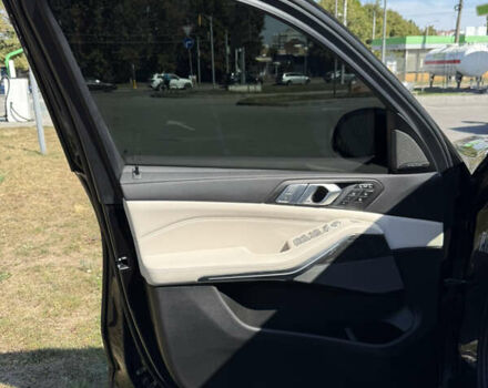 Чорний БМВ X7, об'ємом двигуна 3 л та пробігом 180 тис. км за 56000 $, фото 8 на Automoto.ua