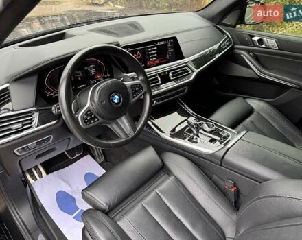Черный БМВ X7, объемом двигателя 4.39 л и пробегом 38 тыс. км за 65000 $, фото 24 на Automoto.ua