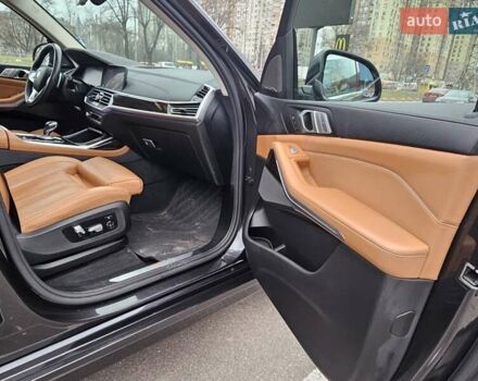 Чорний БМВ X7, об'ємом двигуна 0 л та пробігом 185 тис. км за 49500 $, фото 30 на Automoto.ua