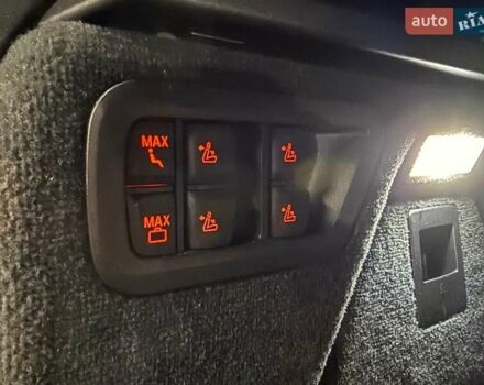 Чорний БМВ X7, об'ємом двигуна 3 л та пробігом 112 тис. км за 83000 $, фото 4 на Automoto.ua