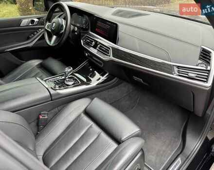 Черный БМВ X7, объемом двигателя 4.39 л и пробегом 38 тыс. км за 65000 $, фото 42 на Automoto.ua