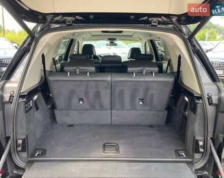 Черный БМВ X7, объемом двигателя 3 л и пробегом 37 тыс. км за 57900 $, фото 34 на Automoto.ua