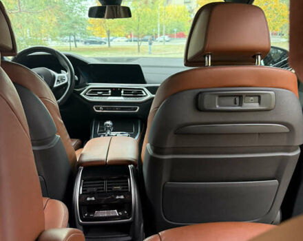 Черный БМВ X7, объемом двигателя 3 л и пробегом 95 тыс. км за 69000 $, фото 20 на Automoto.ua