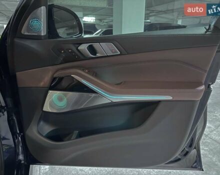 Чорний БМВ X7, об'ємом двигуна 2.99 л та пробігом 115 тис. км за 73000 $, фото 40 на Automoto.ua