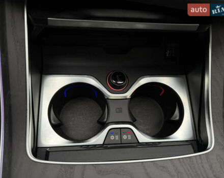 Черный БМВ X7, объемом двигателя 3 л и пробегом 115 тыс. км за 58000 $, фото 45 на Automoto.ua