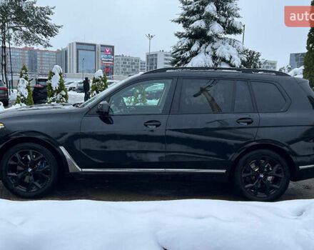 Черный БМВ X7, объемом двигателя 3 л и пробегом 137 тыс. км за 63999 $, фото 3 на Automoto.ua