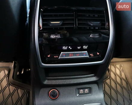 Черный БМВ X7, объемом двигателя 3 л и пробегом 164 тыс. км за 74900 $, фото 43 на Automoto.ua