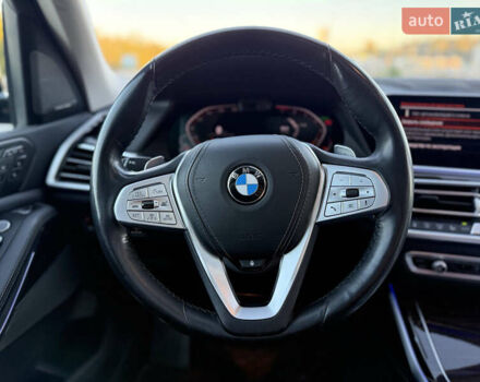 Черный БМВ X7, объемом двигателя 3 л и пробегом 195 тыс. км за 53300 $, фото 66 на Automoto.ua