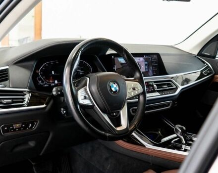 Черный БМВ X7, объемом двигателя 3 л и пробегом 32 тыс. км за 60000 $, фото 8 на Automoto.ua