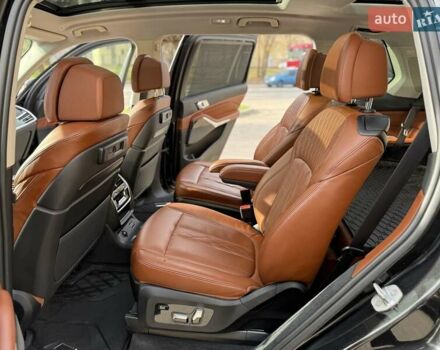 Черный БМВ X7, объемом двигателя 3 л и пробегом 43 тыс. км за 72900 $, фото 30 на Automoto.ua