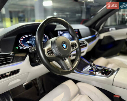 Черный БМВ X7, объемом двигателя 3 л и пробегом 74 тыс. км за 83700 $, фото 18 на Automoto.ua