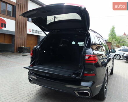 Черный БМВ X7, объемом двигателя 4.39 л и пробегом 77 тыс. км за 85000 $, фото 20 на Automoto.ua