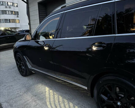 Чорний БМВ X7, об'ємом двигуна 4.39 л та пробігом 118 тис. км за 75000 $, фото 56 на Automoto.ua