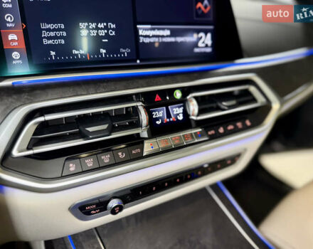 Черный БМВ X7, объемом двигателя 3 л и пробегом 74 тыс. км за 83700 $, фото 21 на Automoto.ua