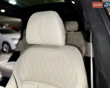 Черный БМВ X7, объемом двигателя 3 л и пробегом 74 тыс. км за 83700 $, фото 24 на Automoto.ua