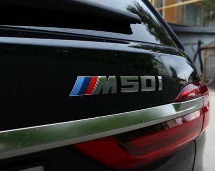 Черный БМВ X7, объемом двигателя 4.39 л и пробегом 77 тыс. км за 85000 $, фото 32 на Automoto.ua