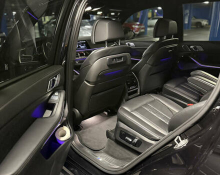 Чорний БМВ X7, об'ємом двигуна 4.39 л та пробігом 83 тис. км за 80000 $, фото 4 на Automoto.ua