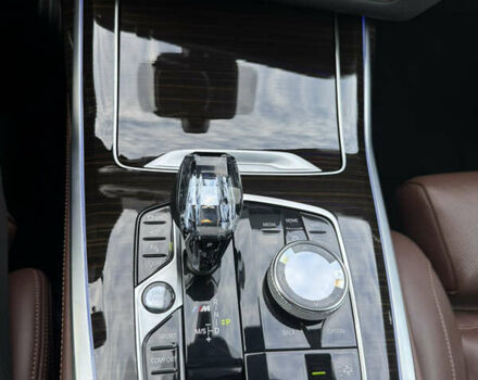 Черный БМВ X7, объемом двигателя 4.39 л и пробегом 107 тыс. км за 70600 $, фото 32 на Automoto.ua