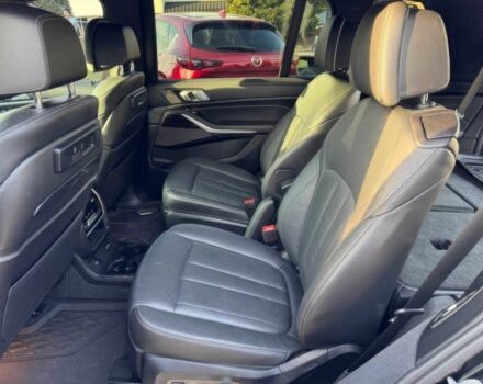 Черный БМВ X7, объемом двигателя 4.4 л и пробегом 41 тыс. км за 12000 $, фото 10 на Automoto.ua